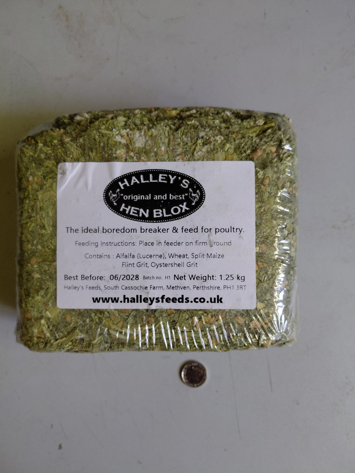 Halleys Hen Blox - for really yellow egg yolks - Chartley Chucks