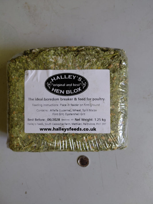 Halleys Hen Blox - for really yellow egg yolks - Chartley Chucks