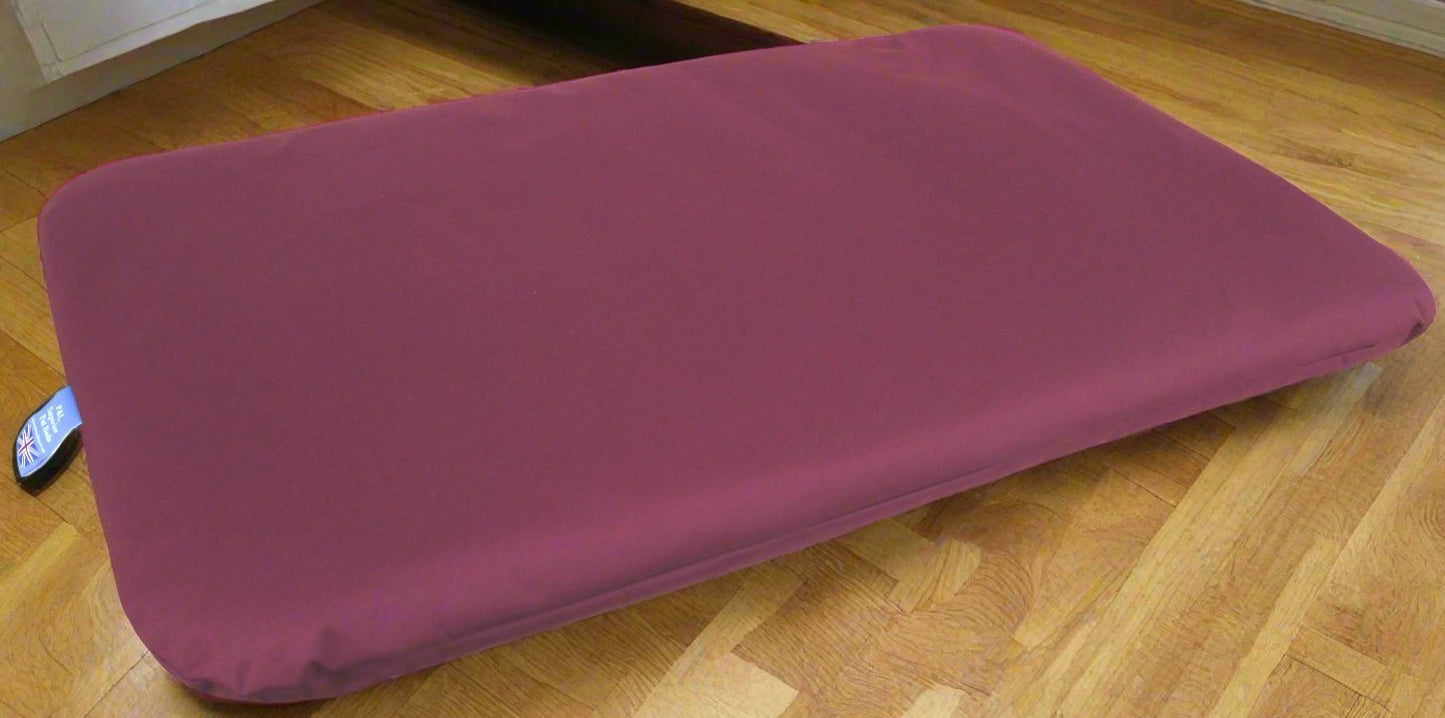 P&L Country Dog Heavy Duty Waterproof Duvet Dog Beds. - Chartley Chucks