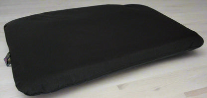 P&L Country Dog Heavy Duty Waterproof Duvet Dog Beds. - Chartley Chucks