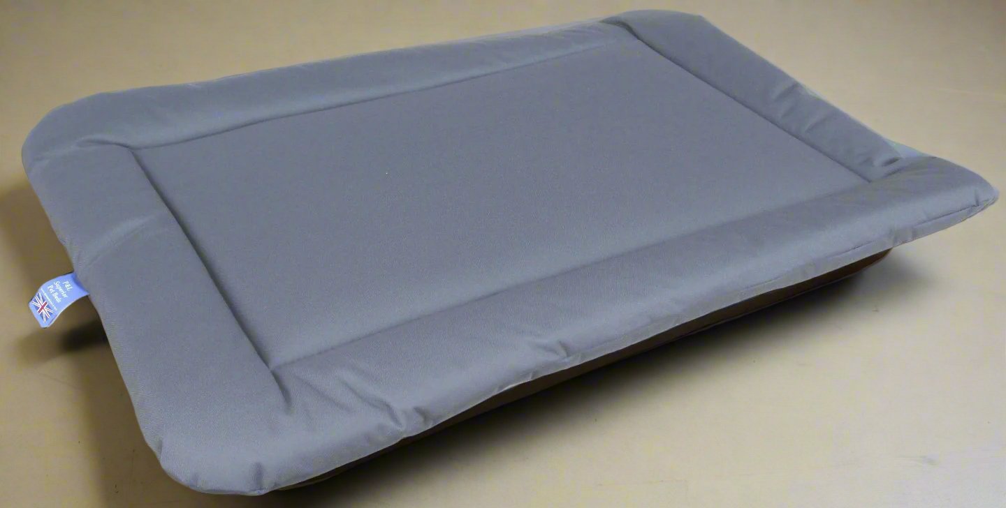 P&L Country Dog Heavy Duty Waterproof Rectangular Cushion Pad Dog Beds. - Chartley Chucks