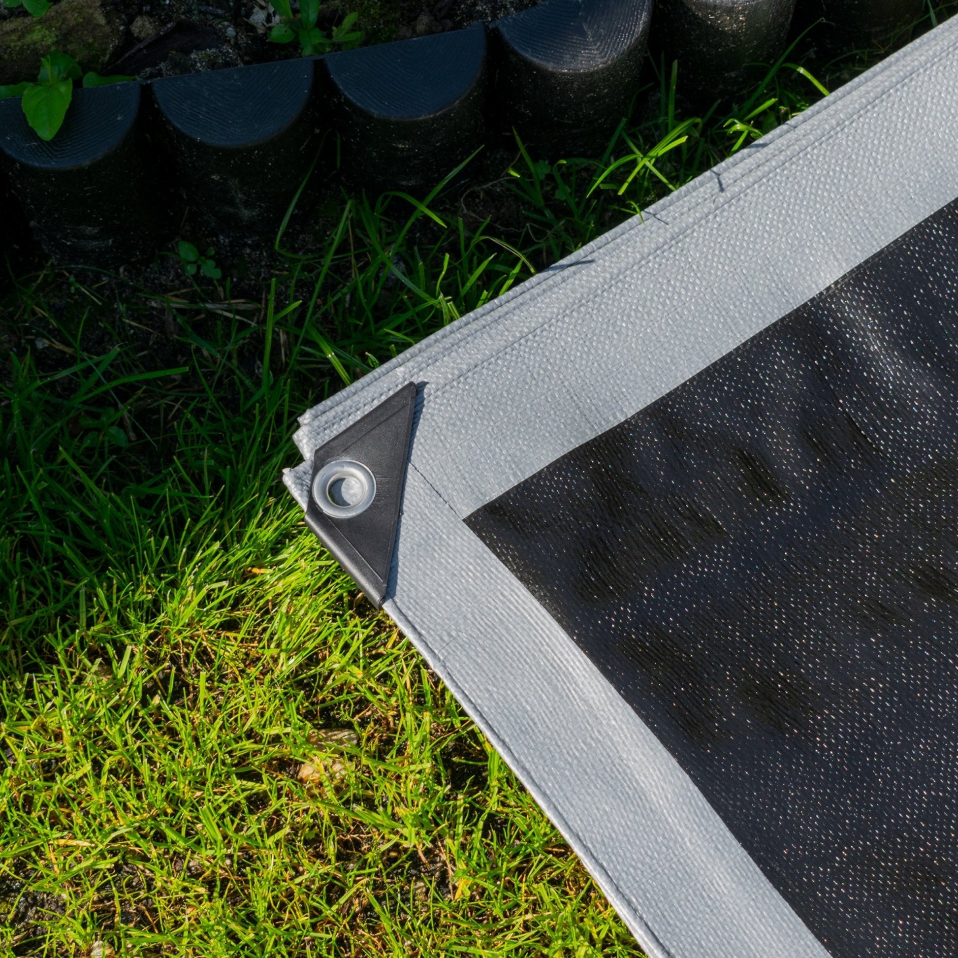 Silver XL - Grade Tarpaulin 4m x 6m - 260gsm - Chartley Chucks